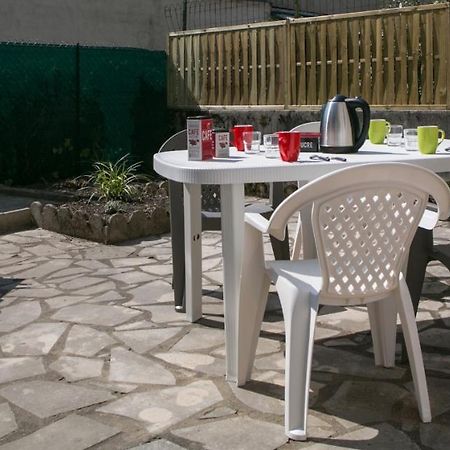 Appartement Avec Terrasse Périgueux Esterno foto