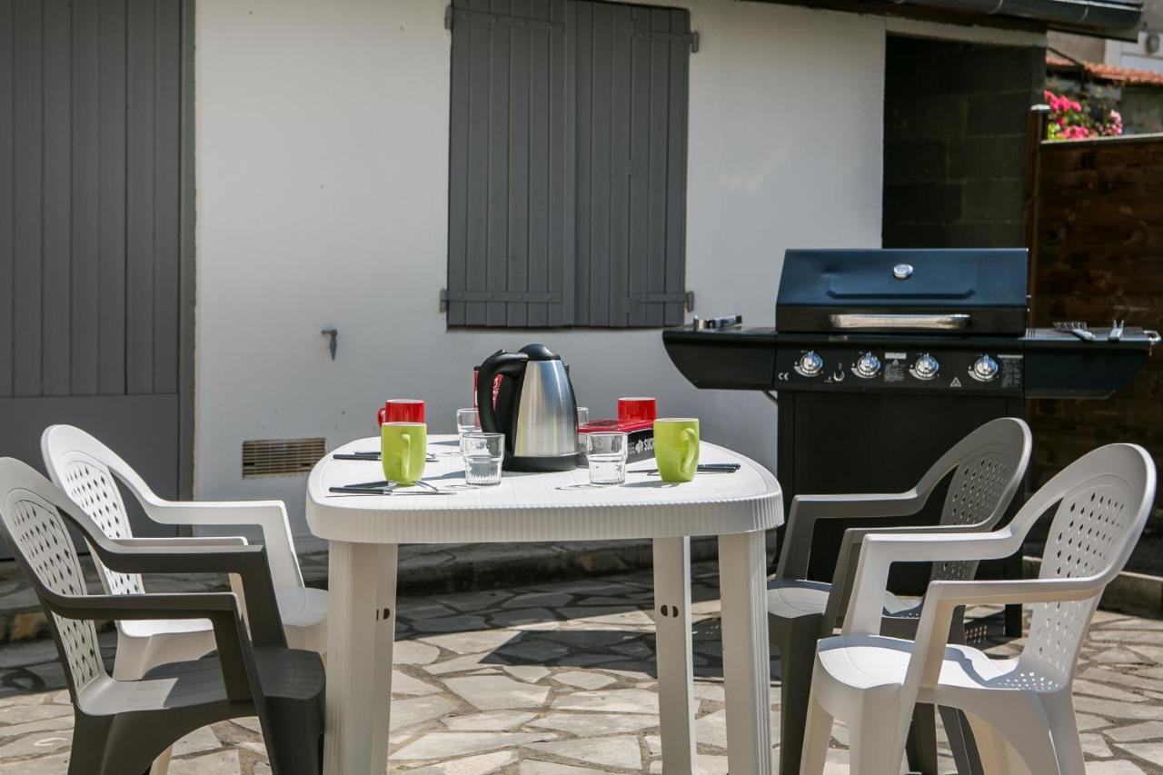 Appartement Avec Terrasse Périgueux Esterno foto